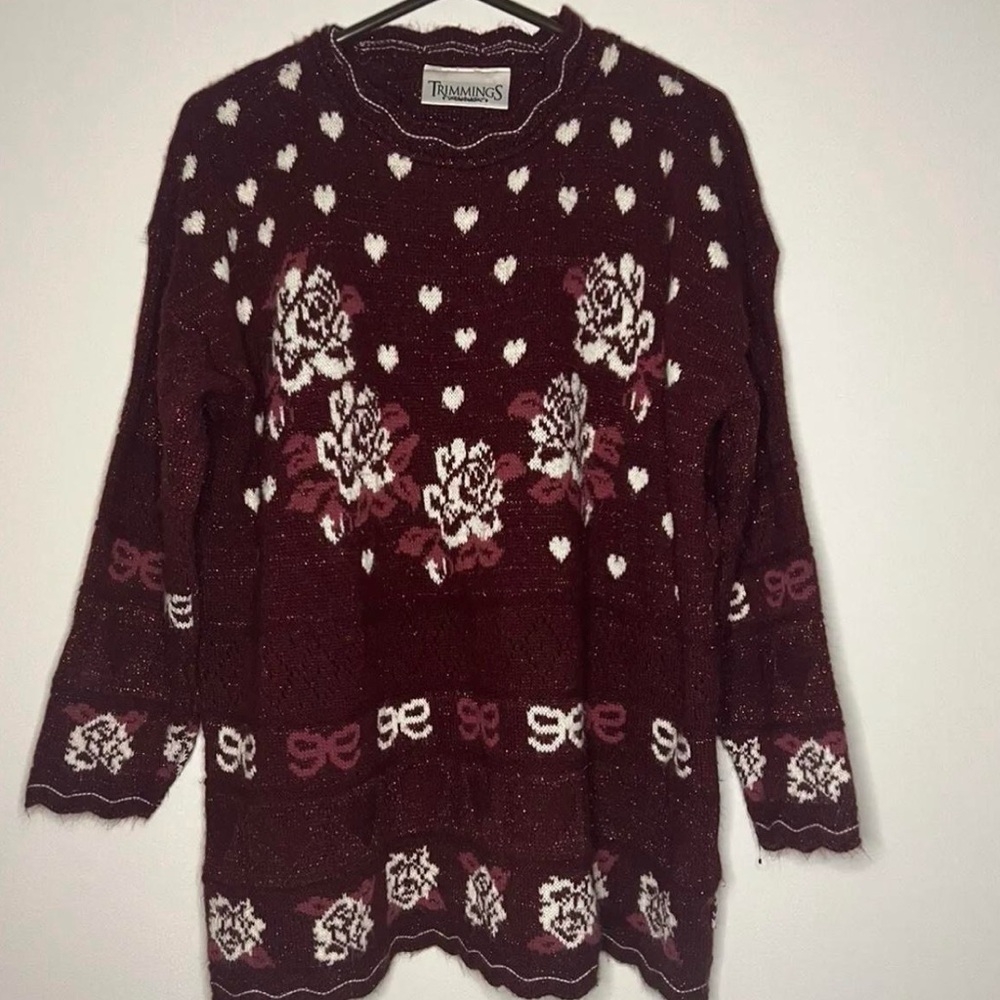 Maroon bows and hearts Valentine’s Day girly themed long sweater fits M/L